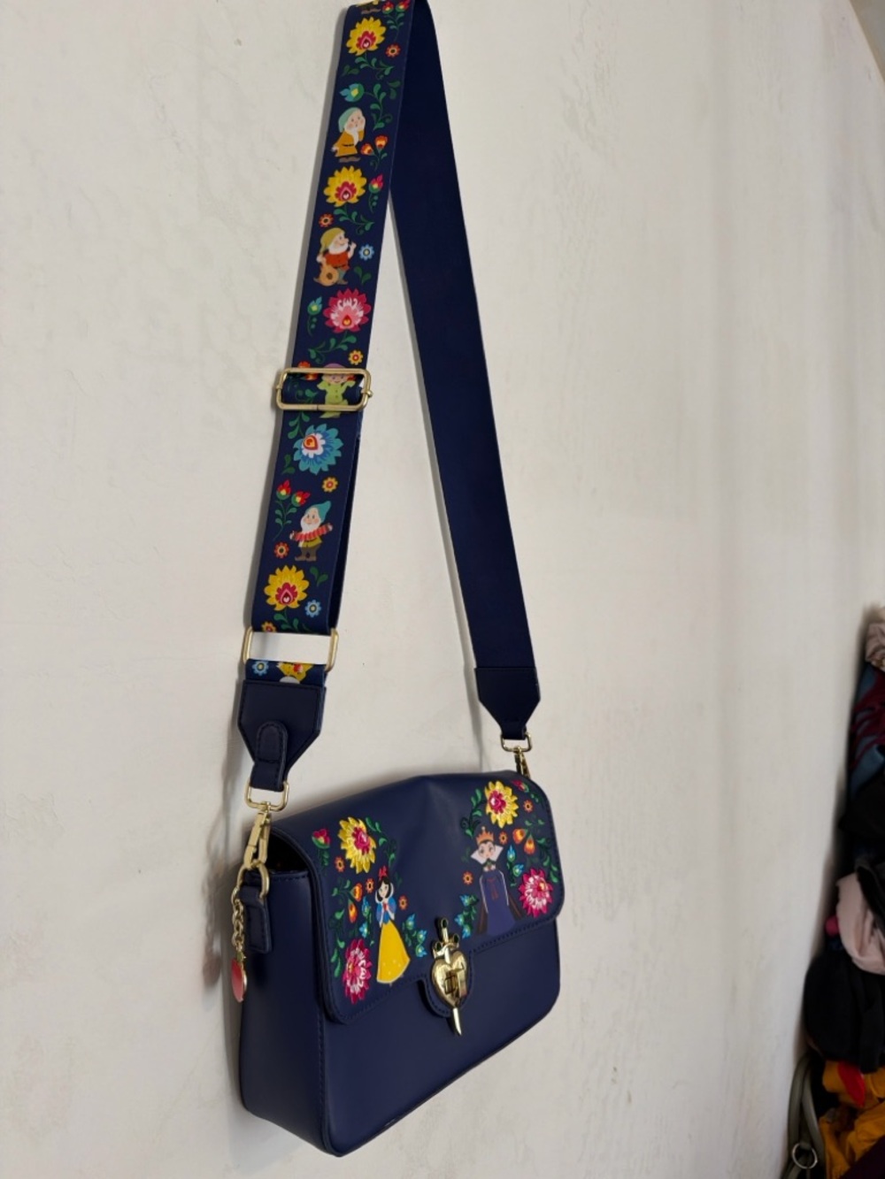 Loungefly Disney Snow White crossbody style